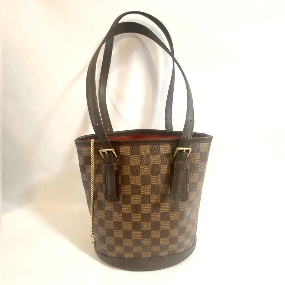 Louis Vuitton Marais Bucket Damier Ebene (C.O.A in the pictures)